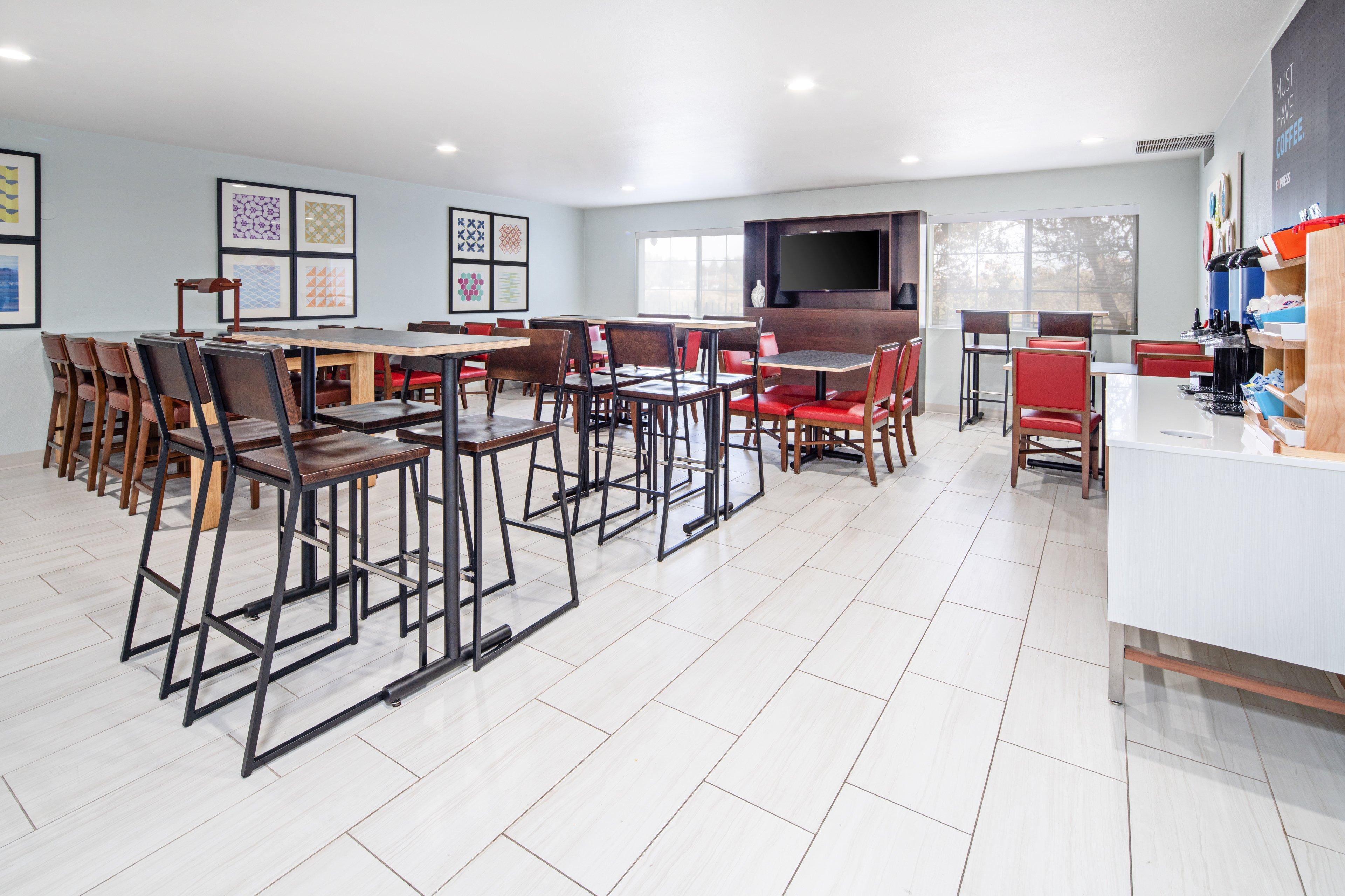 Holiday Inn Express & Suites Watsonville By Ihg Esterno foto