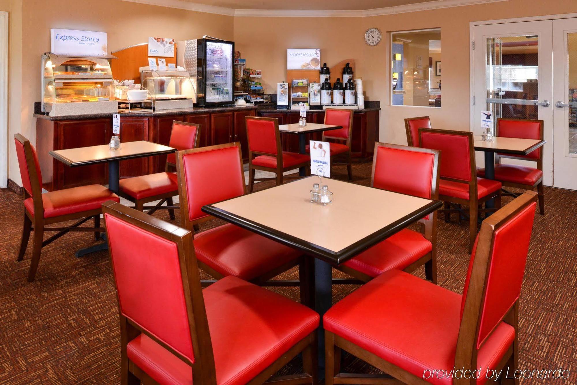 Holiday Inn Express & Suites Watsonville By Ihg Esterno foto
