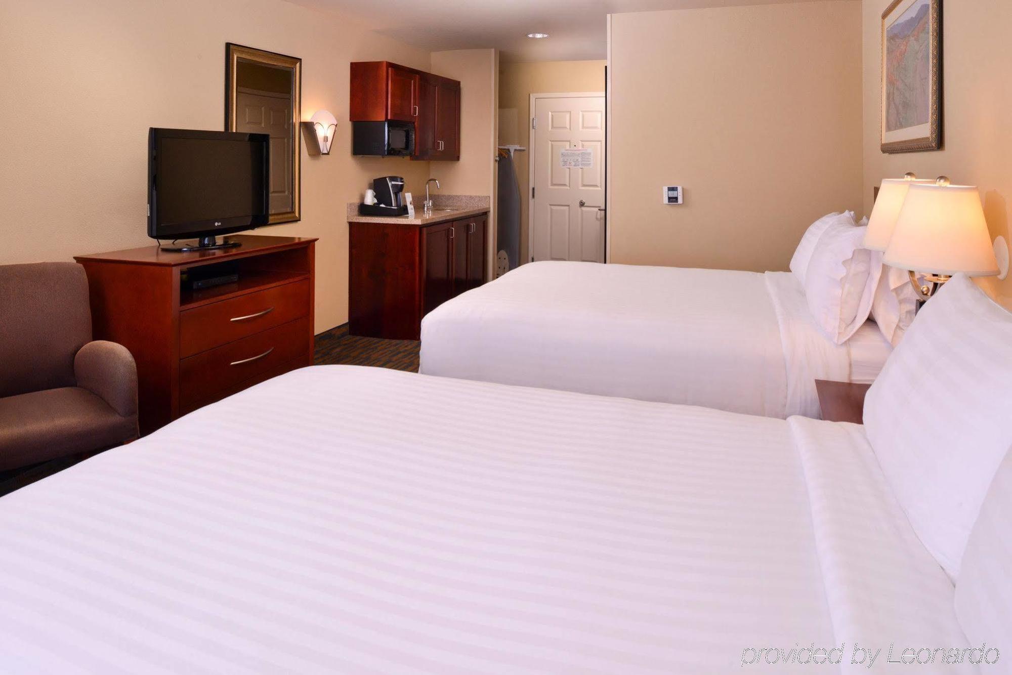 Holiday Inn Express & Suites Watsonville By Ihg Esterno foto