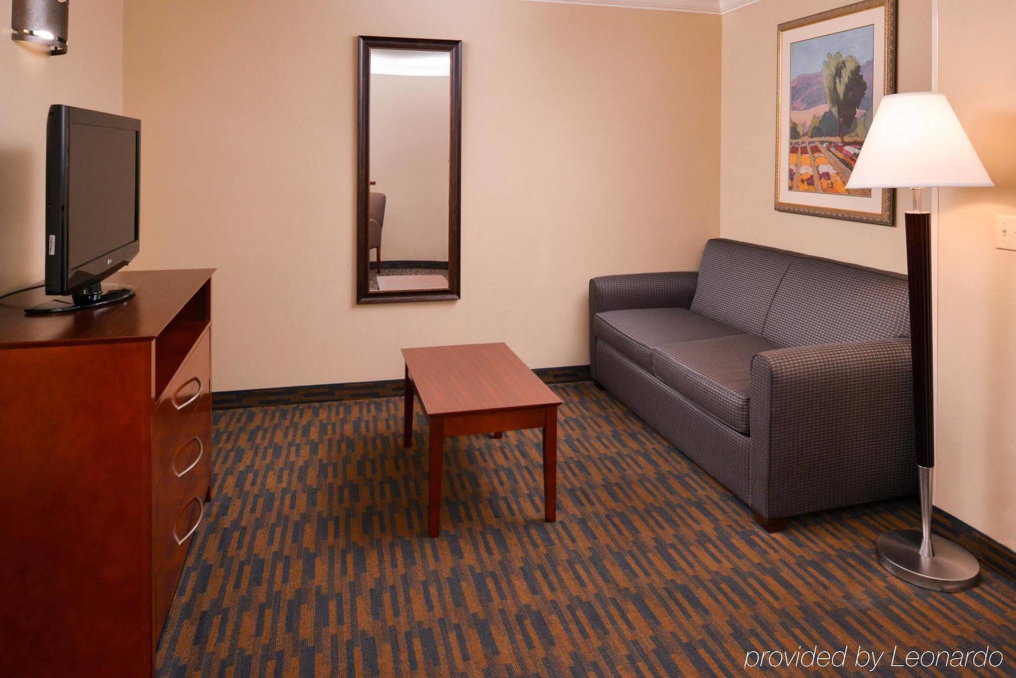 Holiday Inn Express & Suites Watsonville By Ihg Esterno foto