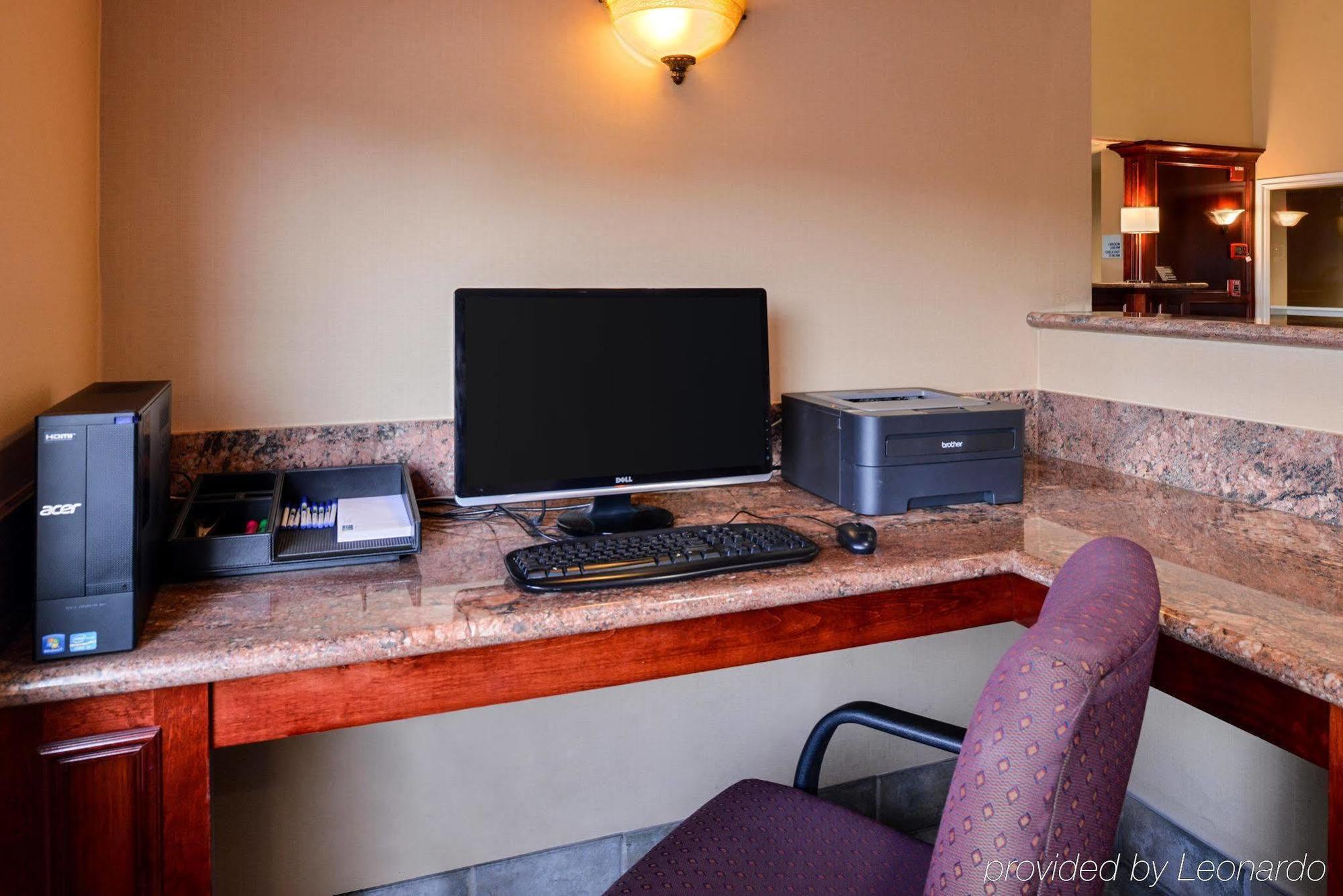 Holiday Inn Express & Suites Watsonville By Ihg Esterno foto