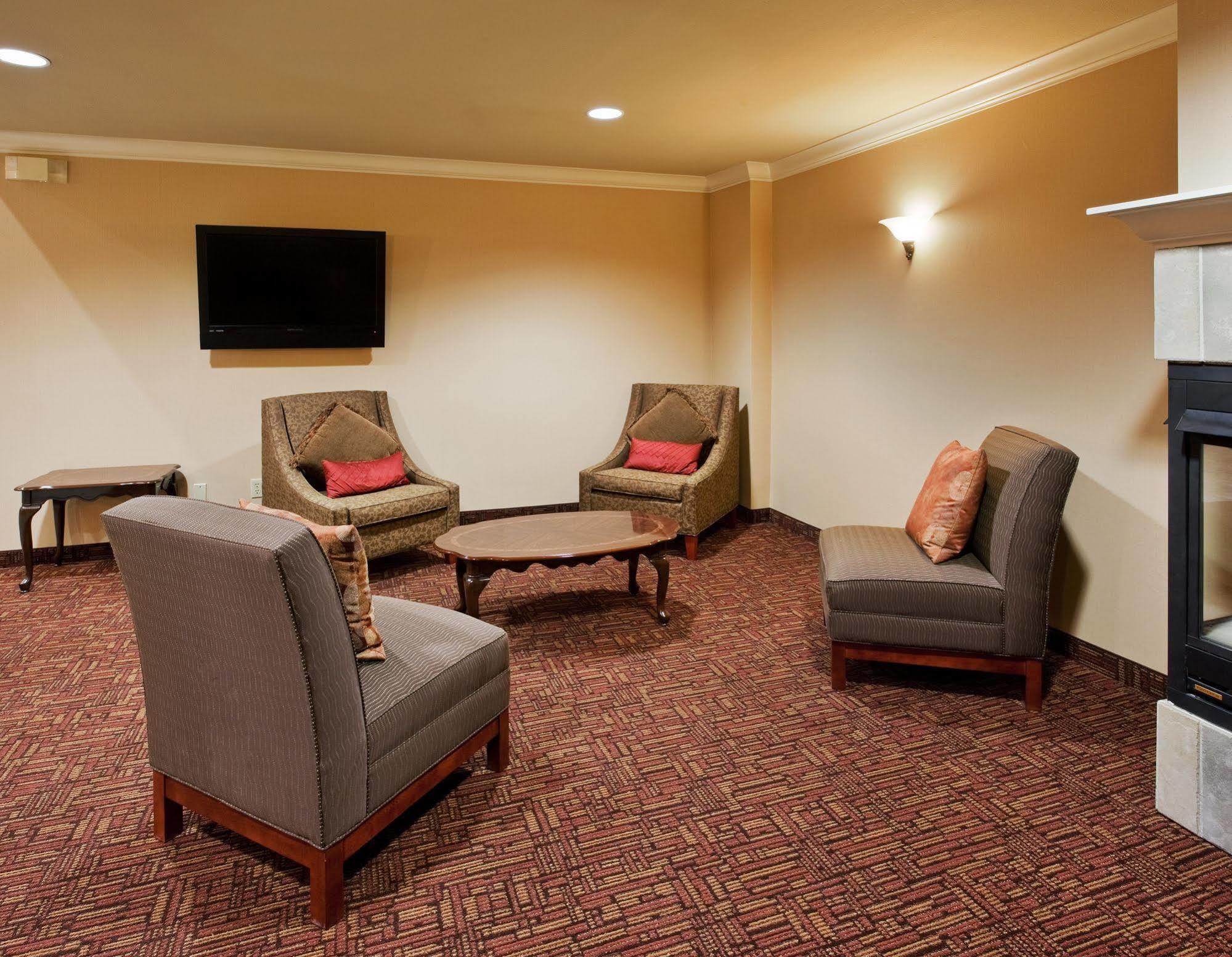 Holiday Inn Express & Suites Watsonville By Ihg Interno foto